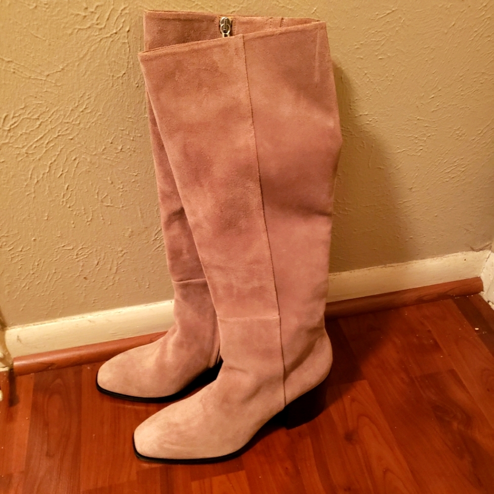 Aeyde Cream Suede Knee Boots - New Floor Sample. Size 40/8.5. Gorgeous Boot!
